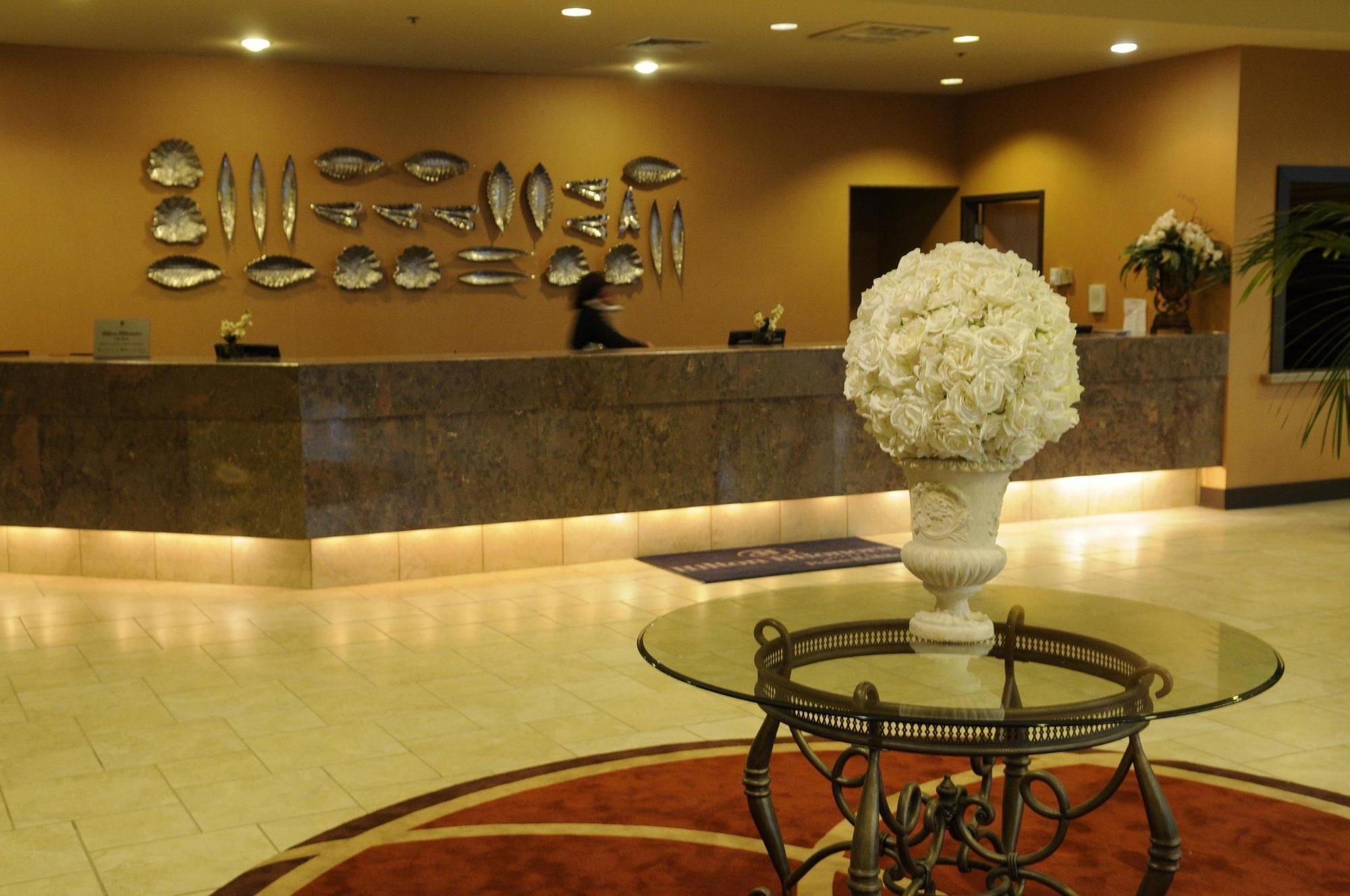 Hotel Ramada By Wyndham Southfield Esterno foto
