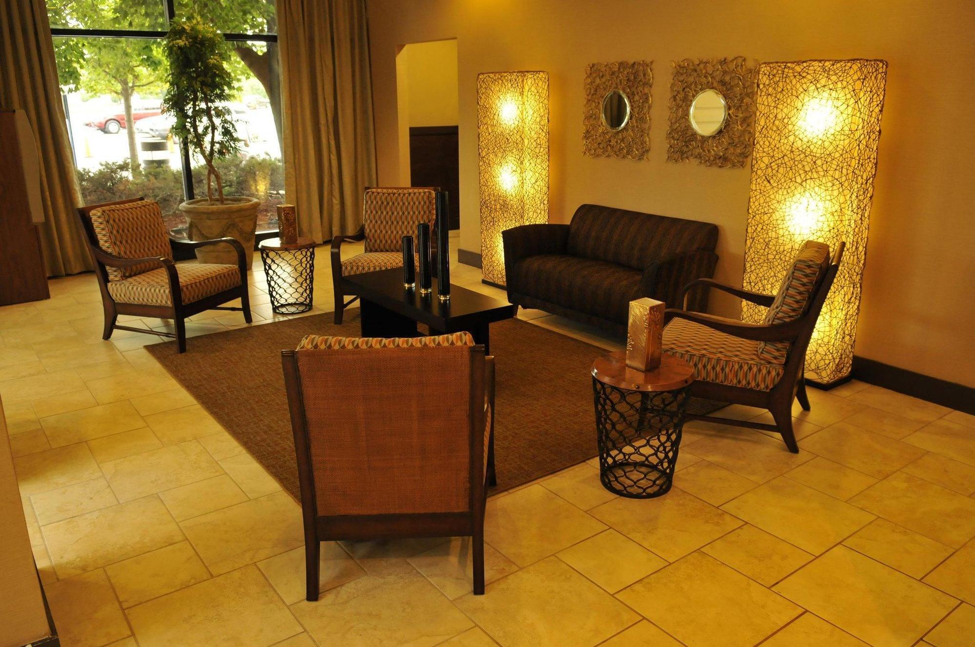 Hotel Ramada By Wyndham Southfield Esterno foto