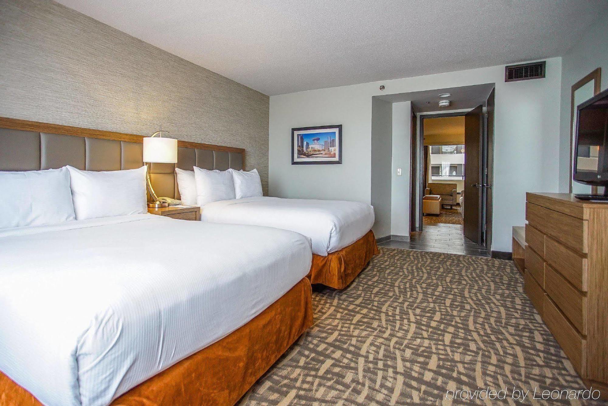 Hotel Ramada By Wyndham Southfield Esterno foto